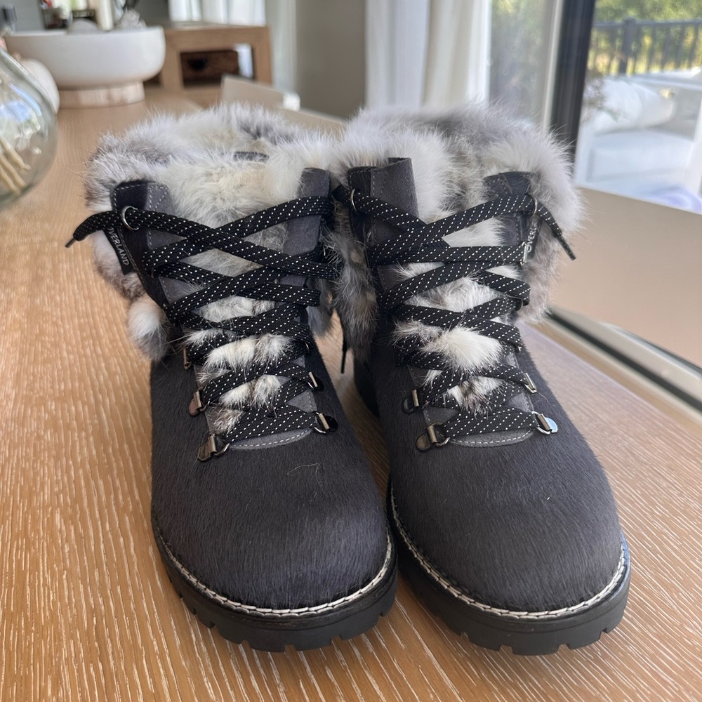 Never worn Overland boots size 42
